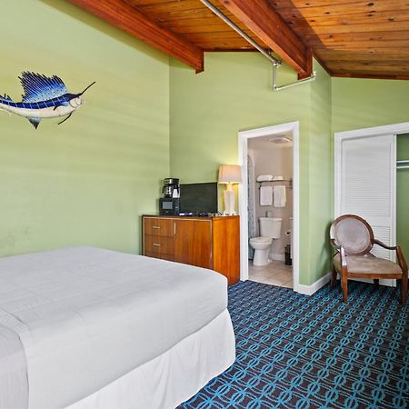 Oceanfront Inn, Inlet View Room, King Bed, #14 Форт Пиърс Екстериор снимка